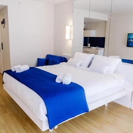 Orbi Citu Apart-Hotel バトゥーミ エクステリア 写真