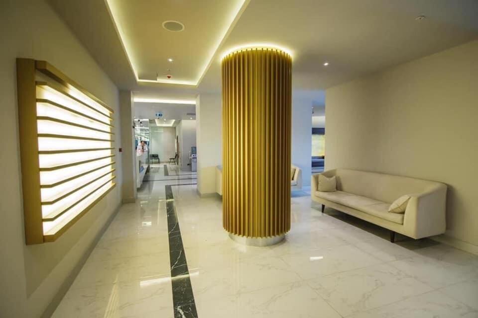 Orbi Citu Apart-Hotel バトゥーミ エクステリア 写真